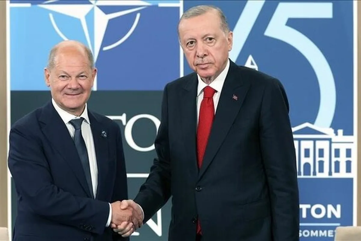 اردوغان و شولتس در حاشیه اجلاس سران ناتو، بر خاتمه فوری جنگ در غزه تأکید کردند