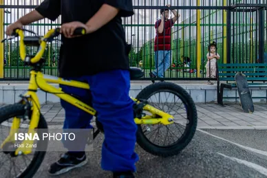 گزارش تصویری | ورزش‌های خیابانی؛ دوچرخه سواری BMX در جنوب تهران