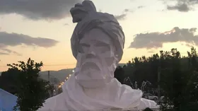 رونمایی از بزرگترین سردیس فردوسی در مشهد