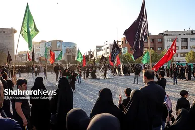 آیین خیمه سوزان عصر عاشورا در مشهد