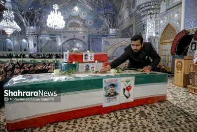 گزارش تصویری | وداع با پیکر مطهر ۴ شهید حمله رژیم صهیونی در حرم مطهر رضوی