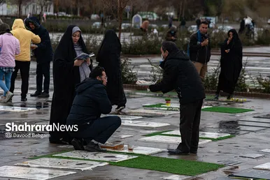 آئین سنتی «چراغ برات» در بهشت رضا(ع) مشهد
