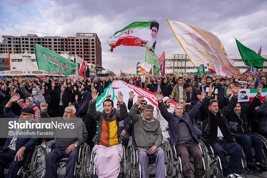 گزارش تصویری | اجتماع عظیم منتظران ظهور در مشهد ۱