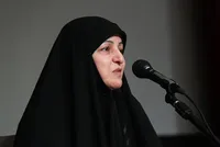 مرحومه دباغ الگوی بانوی مسلمان مقاوم است