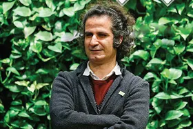 گفت&zwnj;وگو با عادل تبریزی، فیلم&zwnj;ساز مشهدی | مشهدی&zwnj;ها از &laquo;گیج گاه&raquo; استقبال خواهند کرد