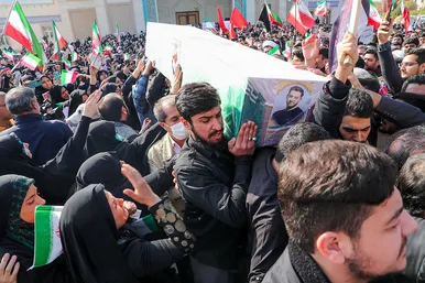 تشییع پیکر دو دانشجوی شهید حافظ امنیت در دانشگاه فردوسی