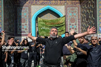 عزاداری روز شهادت امام رضا (ع) در حرم مطهر رضوی