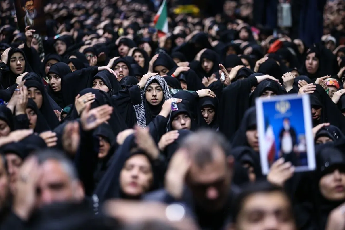 برگزاری آیین شام غریبان در جوار مقتل قائد شهید انقلاب + عکس (۴ تیر ۱۴۰۵)