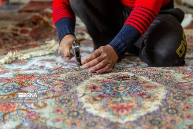 رفوگری و پرداخت قالی هنری فراموش شده