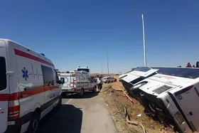 انحراف اتوبوس در شرق سبزوار ۱۳ مصدوم بر جای گذاشت (۱۷ خرداد ۱۴۰۳)