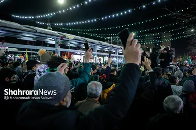گزارش تصویری | گلباران حرم مطهر امام‌رضا(ع) در شب میلاد حضرت جوادالائمه(ع) (۲۱ دی ۱۴۰۳)