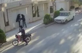 زورگیری عجیب در هاشمیه مشهد؛ از کیف تا کاپشن! + فیلم