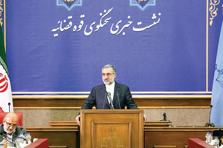 در رسیدگی به اتهامات خط قرمزی نمی‌شناسیم