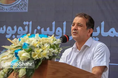 رونمایی از نخستین اتوبوس برقی کشور در مشهد