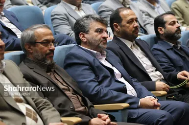 رویداد اعطای نشان مشهد از نمایی دیگر