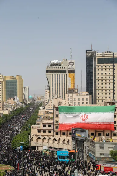 تشییع پیکر رئیس‌جمهور و شهدای خدمت در مشهد -3