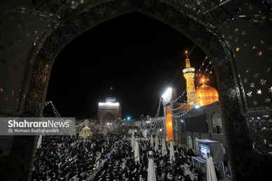 مراسم احیای شب ۱۹ ماه رمضان در حرم مطهر رضوی