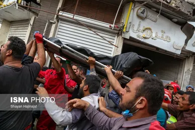 دومین روز آوار برداری ساختمان متروپل - آبادان