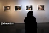 درباره نمایشگاه عکاسی فاطمه حسنی با عنوان «خاک جان» در مشهد | دوربین عکاس؛ پلی میان واقعیت و روایت