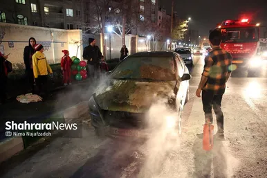 مهار آتش سوی خودرو 206 در بلوار میثاق