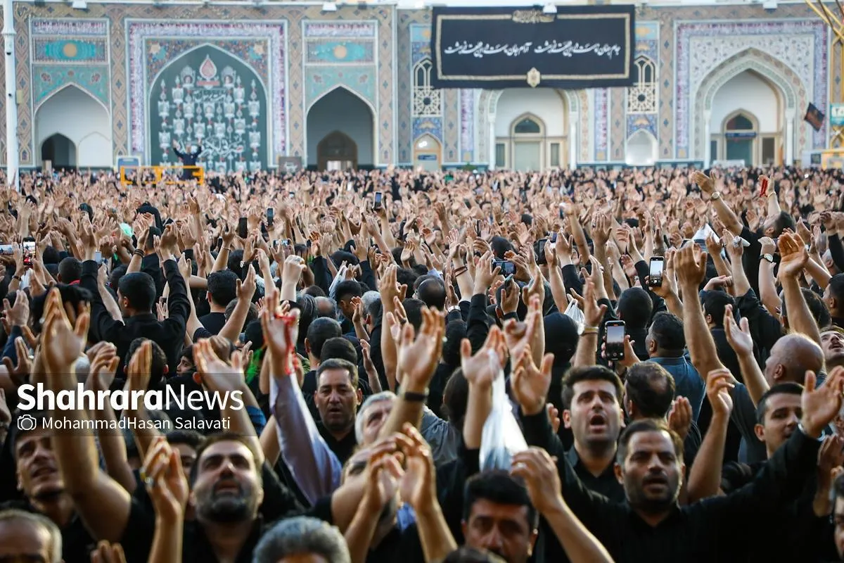 برگزاری ویژه‌برنامه «چهارپایه‌خوانی» در شب شهادت امام رضا (ع) در حرم مطهر رضوی