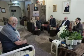 عیادت مدیرعامل صندوق اعتباری هنر از جمال شورجه، کارگردان پیشکسوت دفاع مقدس