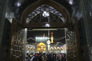 حرم مطهر امام رضا (ع) در نیمه شعبان