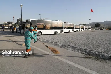 آیین رونمایی از ۳۰ دستگاه میدل باس