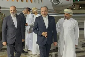 عراقچی پس از بغداد وارد مسقط شد (۲۳ مهر ۱۴۰۳)