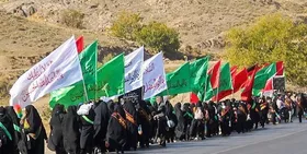 ورود بیش از ۲۵۰۰ زائر پیاده تا ظهر امروز به مشهد مقدس (۲ آذر ۱۴۰۴)
