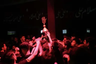 عزاداری شب هفتم محرم در محله گلشهر مشهد