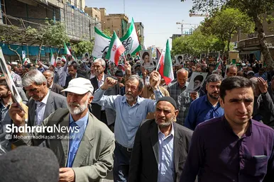 راهپیمایی ضدصهیونیستی نمازگزاران مشهدی و حمایت از عملیات وعده صادق سپاه