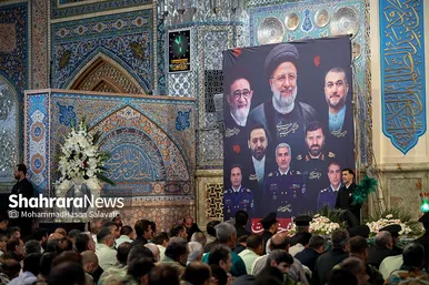 مراسم بزرگداشت هفتمین روز شهادت شهدای خدمت در حرم مطهر رضوی