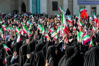 تشییع پیکر دو دانشجوی شهید حافظ امنیت در دانشگاه فردوسی