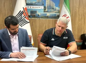تمدید قرارداد مانولوپولوس تا ۲۰۲۸ با ایران