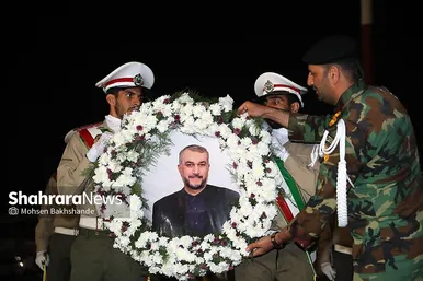 عکس‌های استقبال از پیکر شهید امیر عبداللهیان در مشهد (۳ خرداد ۱۴۰۳)