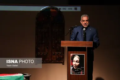 وداع با پروانه معصومی