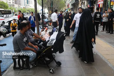 گزارش تصویری | زائران نوروزی در خیابان امام‌رضا(ع) مشهد