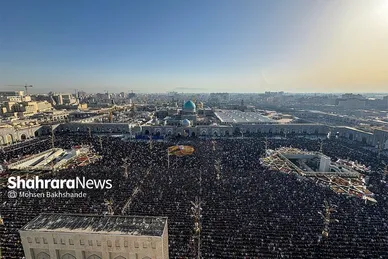 گزارش تصویری | نماز عید فطر در حرم امام‌رضا(ع)