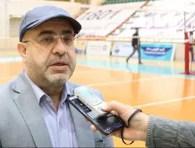 واحدی:منافع باشگاه&zwnj;ها در تصمیم گیری&zwnj;های فدراسیون والیبال رعایت نمی&zwnj;شود