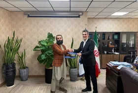 افغانستان و ایران تفاهم&zwnj;نامه اتصال شبکه&zwnj;های اینترنت امضا کردند