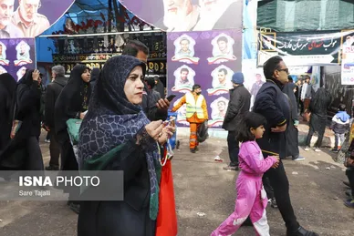 عکس‌هایی از مراسم سالگرد شهادت حاج قاسم سلیمانی در گلزار شهدای کرمان