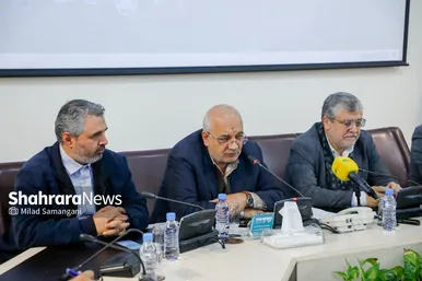 گزارش تصویری | نشست صمیمی شهردار مشهد با رانندگان و فعالان حوزه حمل و نقل