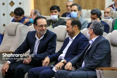نشست صمیمی شهردار مشهد با جامعه قرآنی