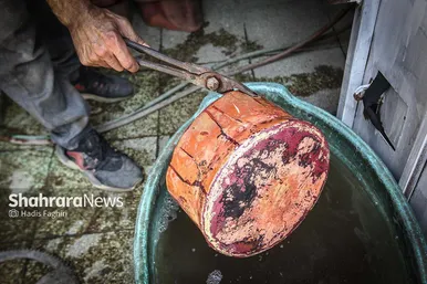 کارگاه مسگری در مشهد