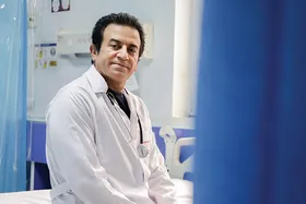 این روز&zwnj;ها کار در اتاق جراحی، راه رفتن روی مین است