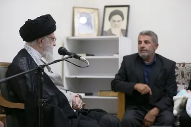 تصاویری از دیدار خانواده‌های شهدای شرارت اخیر رژیم صهیونیستی با رهبر معظم انقلاب
