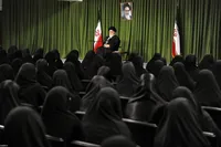 نگاهی به جایگاه زنان پس از انقلاب در دیدگاه مقام معظم رهبری