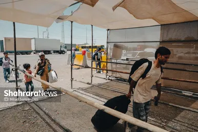 گزارش تصویری | ادامه روند خروج مهاجران افغانستانی غیرمجاز از مرز دوغارون