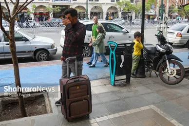 گزارش تصویری | زائران نوروزی در خیابان امام‌رضا(ع) مشهد